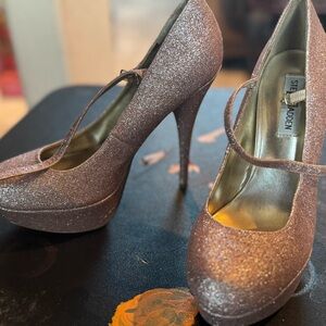 STEVE MADDEN pink glitter pumps